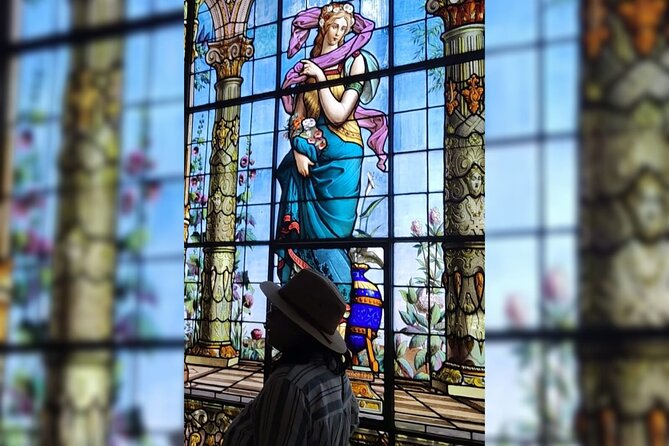 Private and Guided Tour to Chapultepec Castle with Transportation - Niños Heroes Altar, Plus a Quick Historical Frame