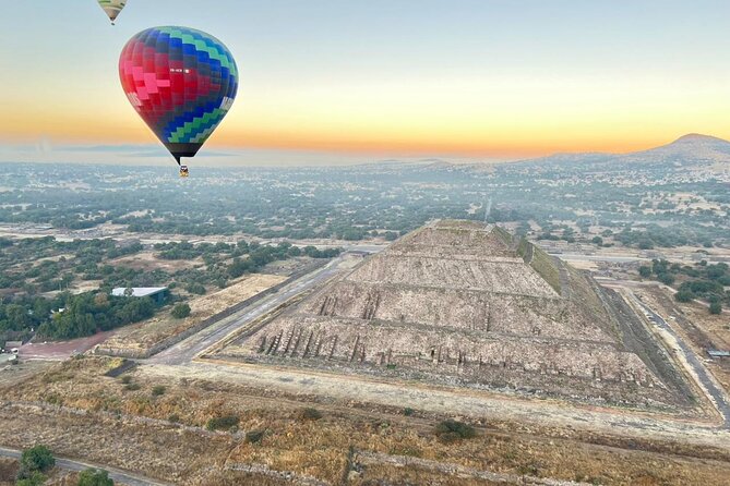 Private Balloon Flight in Teotihuacan with Breakfast in Cavern - Price and logistics: entrance ticket, meeting point, and weather reality