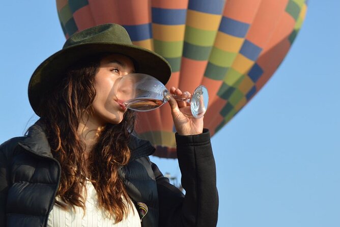Private Balloon Flight over Teotihuacan plus Breakfast and Entry - From balloon inflation to takeoff: what happens before you get airborne