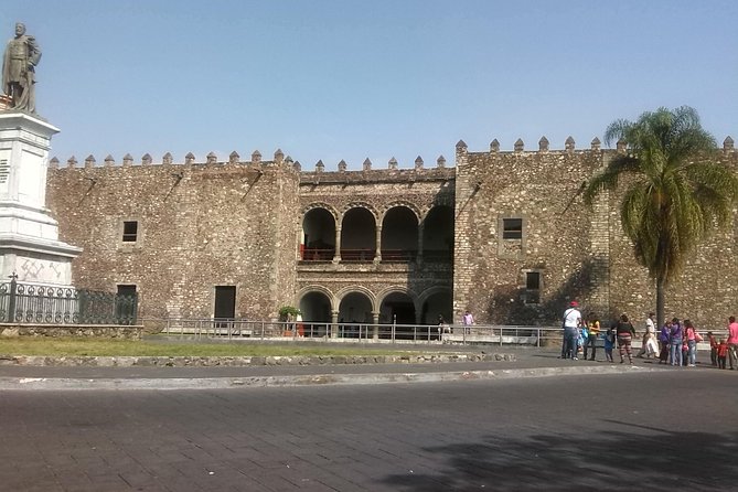 Private Day Tour of Xochicalco Archaeological Site and Cuernavaca - Cuernavaca stops: gardens, Cortés-era power, and an old cathedral