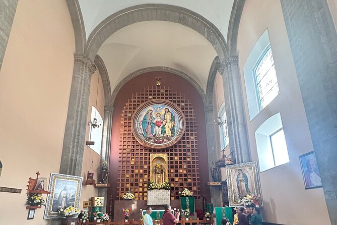 Private experience to the Basilica of Guadeloupe with transportation - La Ofrenda and the two waterfalls: a striking change of pace
