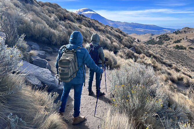 Private Hike next to volcano at 14800 ft. from Mexico city - Price and value at $174 per person (private, English, and park access)