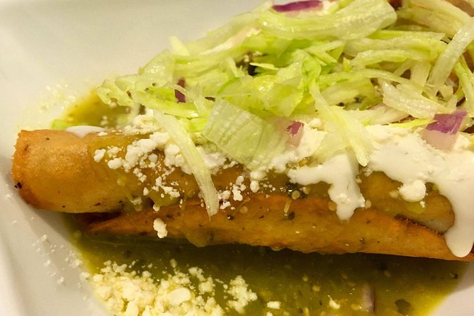 Private Home Cooking Experience in Mexico City with Alex and Ale - The Flow of the Evening, From Cooking to Sitting Down