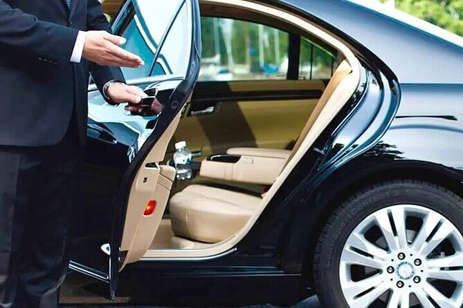 Private One way Transfer from Mexico Airport to Mexico City - Timing Reality at MEX: Why 10 Minutes Can Feel Like Forever