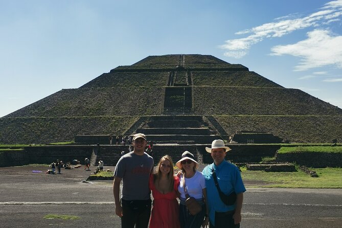 Private Teotihuacan Half-Day Tour from Mexico City - Entering Teotihuacan with a guide, not a maze