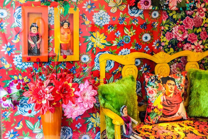 Private tour Antropology Museum Frida Khalo museum and Leon Trotskyi museum - Best for art lovers, history fans, and first-timers