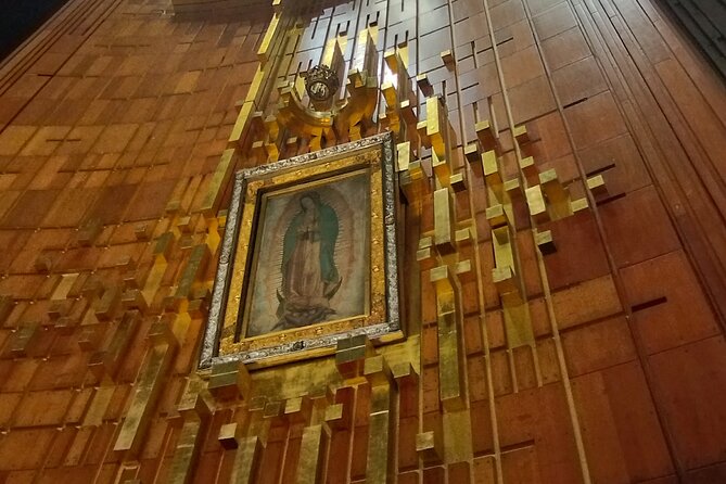 Private Tour Basilica of Guadalupe with Transportation - Capilla Del Pocito and Tepeyac Hill: Juan Diego, Holy Water, and Candle Time