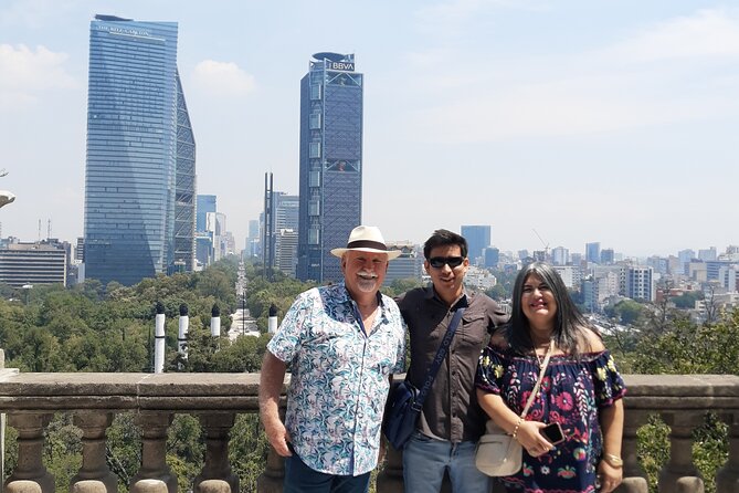 PRIVATE Tour Chapultepec Castle - The role of Jorge: how a guide changes what you notice