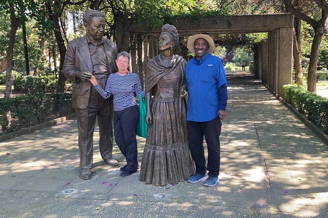 Private Tour Coyoacan & Frida Kahlo's Neighbourhood - Best Rated - Meet at Fuente de los Coyotes and Get Oriented Fast