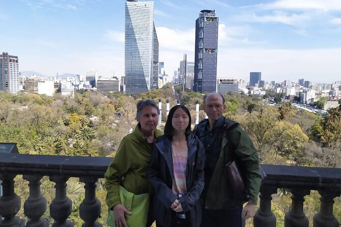 Private Tour Historic Center and Castle of Chapultepec - Bilingual guide attention and the pace that saves your trip