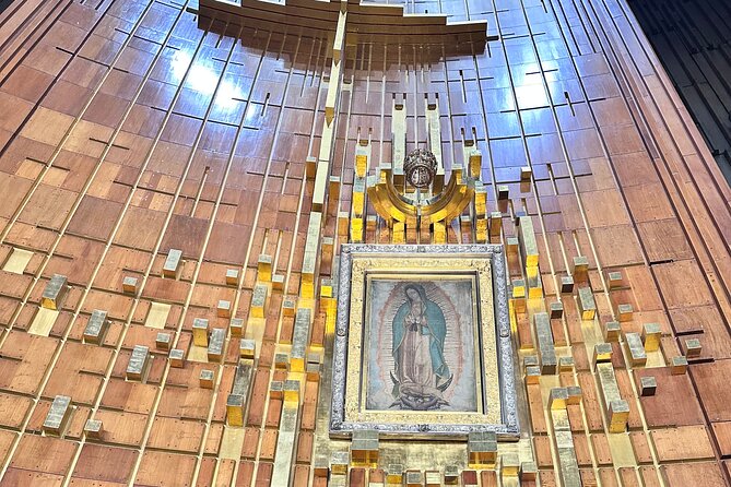 Private tour of the basilica of Guadalupe with Guadalupano museum - Key things to know before you go