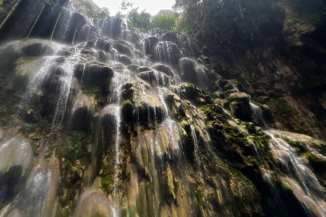 Private Tour of Tolantongo Grottoes with Transportation from CDMX - Stop 1 at Pozas de Las Grutas Tolantongo: pools, bridge walk, and thermal river