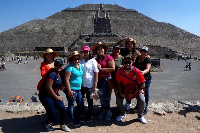 Private Tour: Pyramids of Teotihuacan, Tlatelolco & Basílic of Guadalupe - A morning that actually starts on time: pickup, transport, and pacing