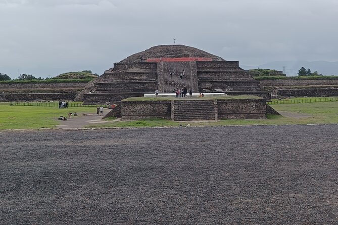 Private Tour, Teotihuacan, Basilica of Guadalupe. - Basilica of Guadalupe: A Cathedral Visit That Moves Fast and Feels Sacred