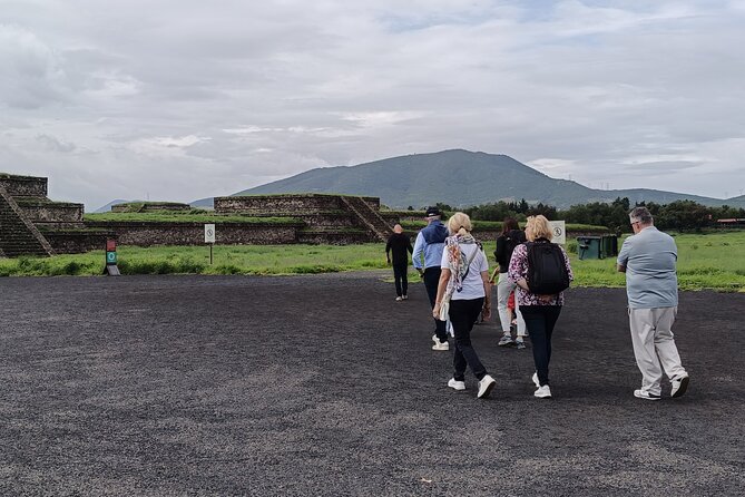 Private Tour, Teotihuacan, Basilica of Guadalupe. - Tickets, Meals, and What to Bring for a Smooth Day