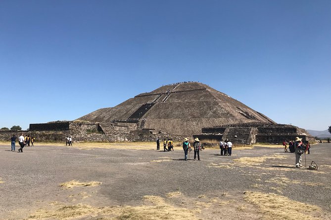 Private Tour Teotihuacan Pyramids & Basilica of Guadalupe - Lunch choice, rest breaks, and staying comfortable