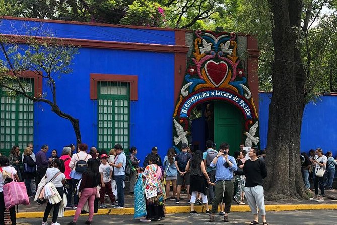 Private Tour: Xochimilco, Coyoacan and Frida Kahlo Museum - If Frida tickets are unavailable, how the day can shift