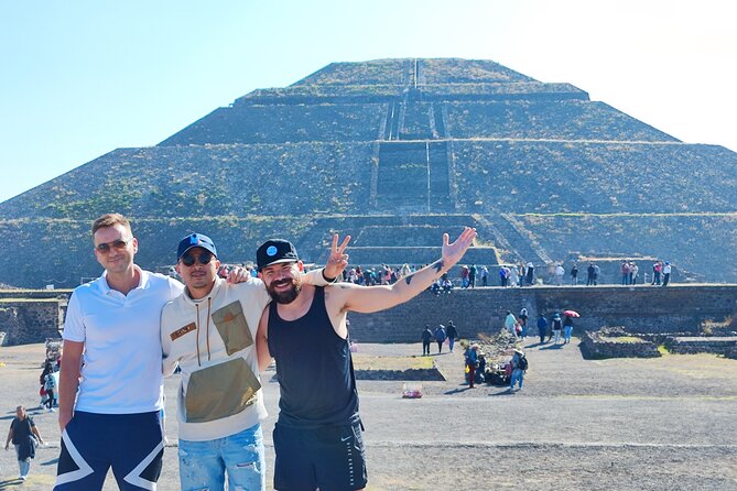 Private Transportation Pyramids of Teotihuacan + Breakfast in Cueva - Tlalocan workshop stop: maguey, obsidian, and a drinks tasting