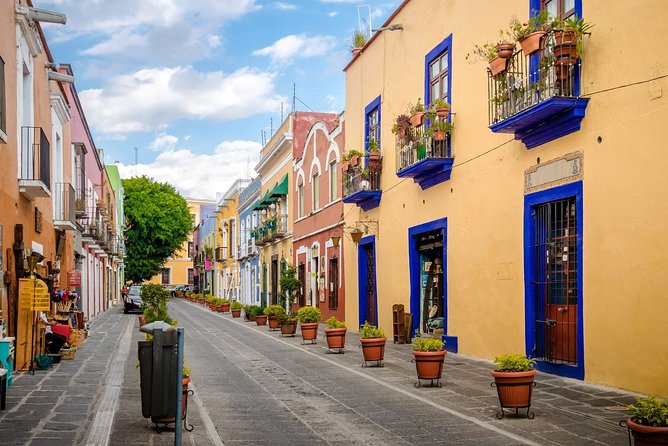 Puebla and Cholula - Leaving Mexico City early: the ride is part of the deal