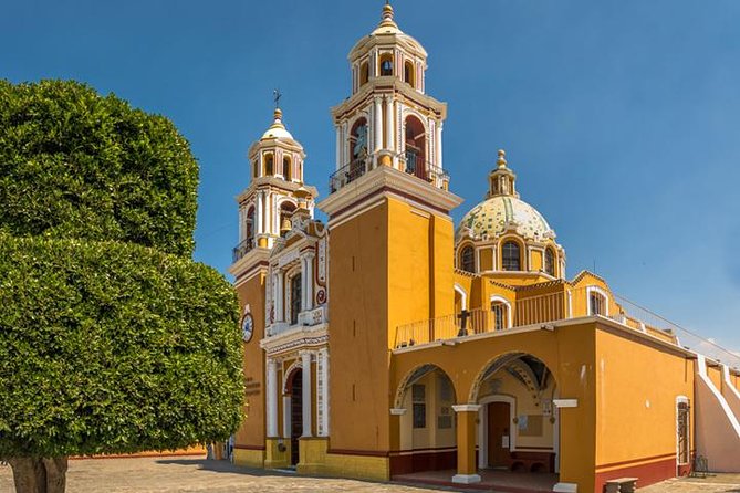 Puebla, Cholula & Tonantzintla Day Trip with Optional Lunch - Cholula: churches, viewpoints, and the pyramid vibe