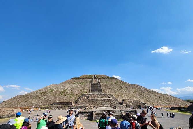 Pyramids and Basilica of Guadalupe Tour with Round Transport - Key Things That Make This Tour Work