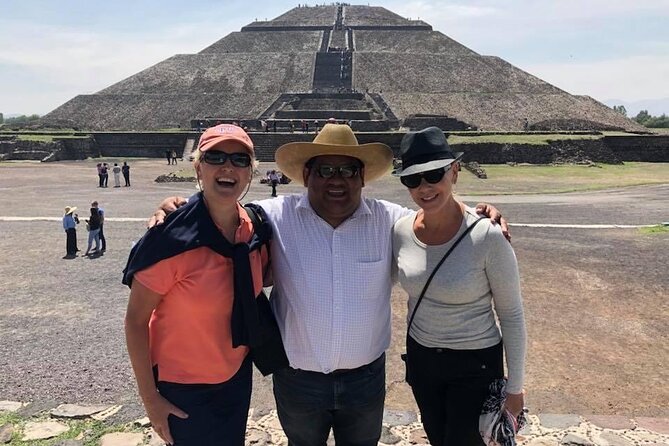 Pyramids of Teotihuacán and Basilica of Guadalupe - Guadalupe at Tepeyac Hill: A Free, Meaning-Heavy Stop You Can Feel