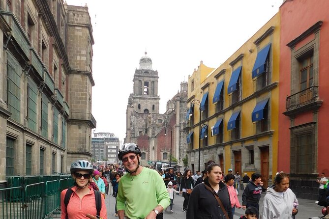 Ride Mexico City Historic Center, highlights w/ taco stop - Stop 2: Paseo de la Reforma, Mexico City’s grand connector