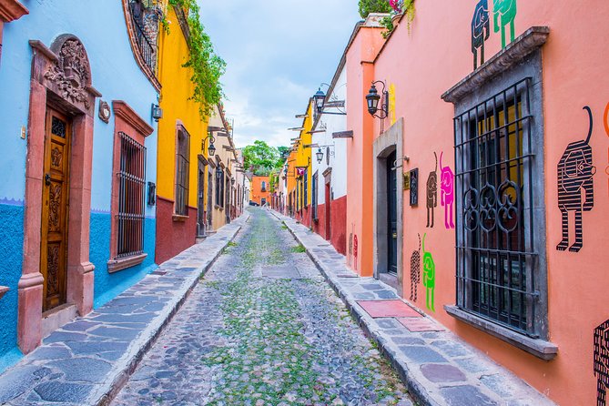 San Miguel de Allende Tour from Mexico City - The road reality: early start, long ride, and how to stay comfortable