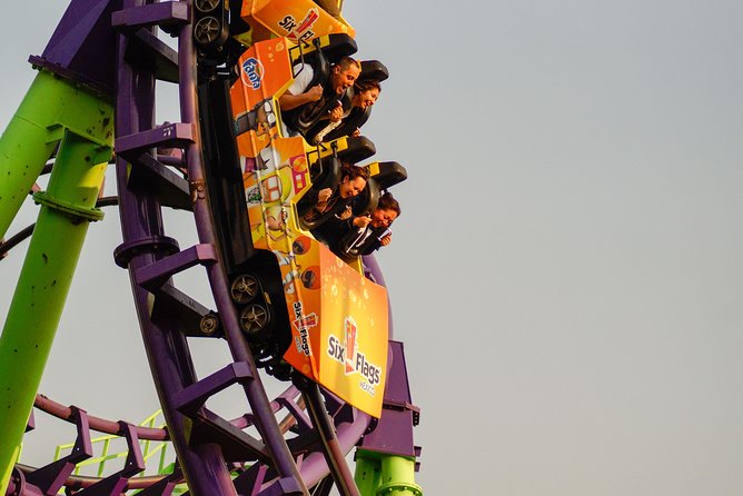 Six Flags Mexico City: Ticket + Hassle-Free Transfers - Batman, Superman, Dark Knight Coaster, Medusa, Tsunami