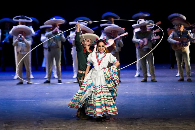 Small Group: Discover the Folkloric Ballet of Mexico - Seats, Lines, and Practical Comfort Notes