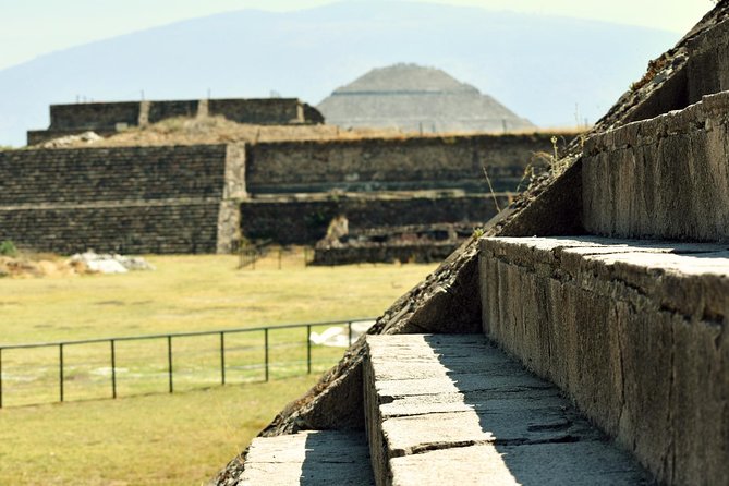 Small Group: Teotihuacan Pyramids and Shrine of Guadalupe from Mexico City - Basilica de Guadalupe: From 16th-Century Origins to Today’s Masses