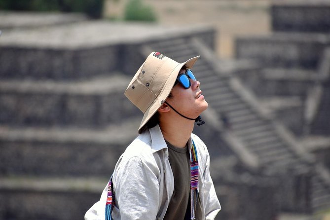 Small Group: Teotihuacan Pyramids and Shrine of Guadalupe with Lunch - How the 9:00am start and 11-hour rhythm really affects your day