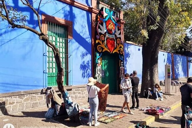 Small Groups: Xochimilco and Coyoacan - Pickup That Actually Fits Your Day, Plus the WhatsApp Trick
