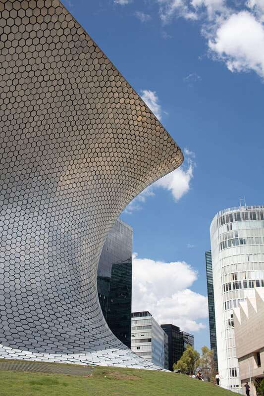 Soumaya: the greatness of Mexican & western art. - 2.5 hours and six floors: how to pace your attention