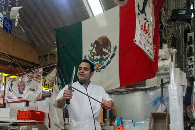 Street Food Bike Ride/Roma-Condesa/All-Inclusive 3.5 hours - Stop-by-Stop: Concha and Café in Condesa