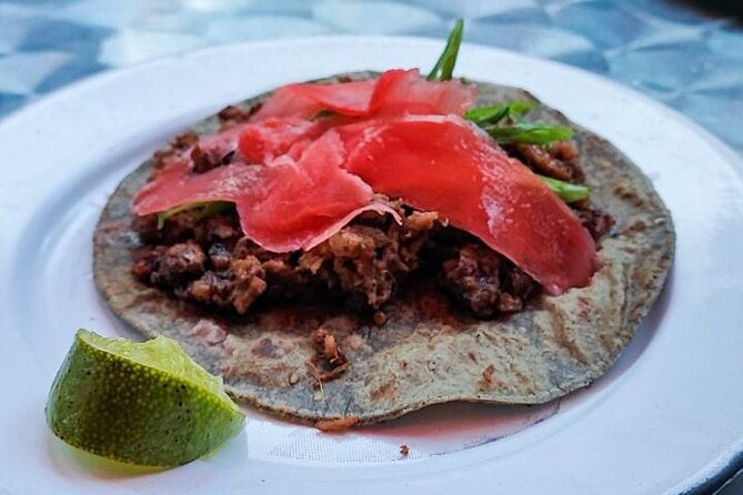 Street Food Bike Ride/Roma-Condesa/All-Inclusive 3.5 hours - Tamales Time in Roma Norte: Homemade Flavors on the Move
