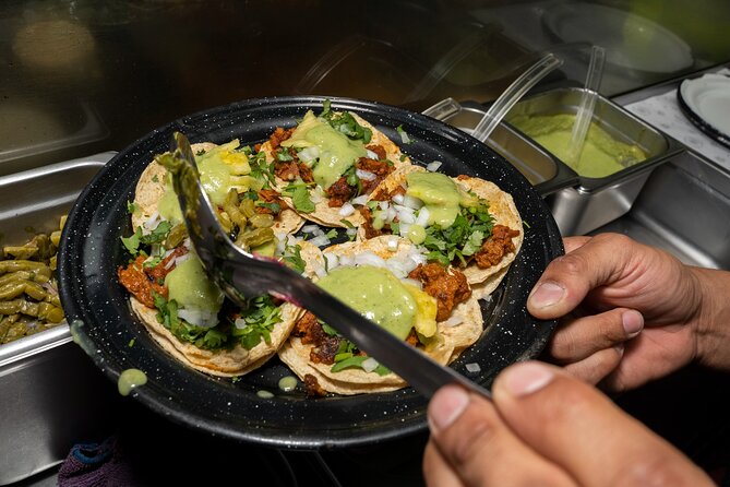 Street Food Tour with Friends - Bosque de Chapultepec: swapping street corners for big park scale