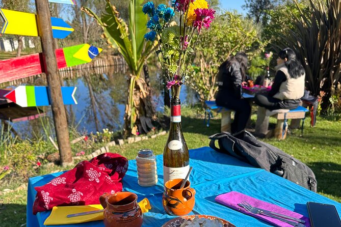 Sunrise Kayak Tour in Xochimilco - Guides, Language, and Getting Meaning From What You See