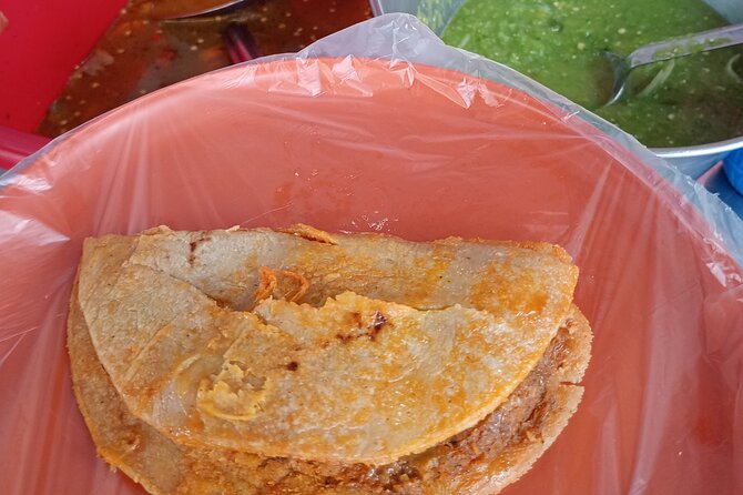 Taco and History Tour in the All Inclusive Historic Center - La Ideal de México: stews first, then bakery bread dessert