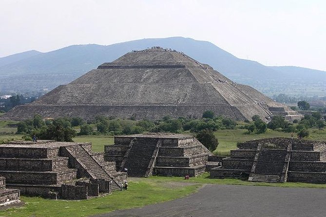 Teotihuacan and Basilica of Guadalupe with mezcal, tequila & handcrafts - Getting there from Mexico City: pickup zones, small group comfort, and language reality