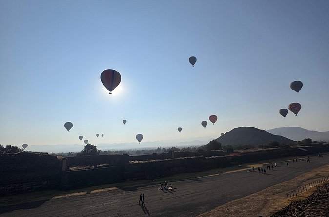 Teotihuacan Archaeology Tours - Palaces and the Wall Paint Palace: where art shows up