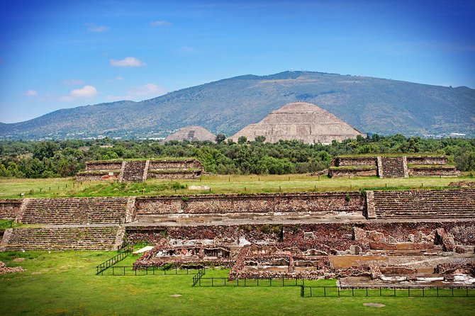 Teotihuacan & Basilica Guadalupe Tour with lunch - Price and value: why $59.55 can make sense