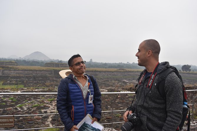 Teotihuacan Early Morning Tour: Avoid Crowds, & Expert Guide - Artisan market time and lunch you pay for yourself