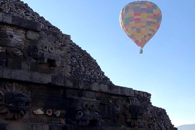 Teotihuacan Early Morning Tour: Avoid Crowds, & Expert Guide - Walking, heat, and comfort: what to pack for a stair-heavy day