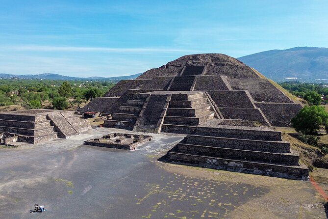 Teotihuacan, Guadalupe Shrine & Tlatelolco Day Tour with Lunch - Key highlights to know before you go
