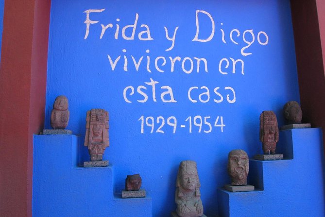 Teotihuacan & Guadalupe Shrine + Xochimilco, Coyoacán & Frida Kahlo Combo Tour - UNAM Biblioteca Central: a short mural and campus pause