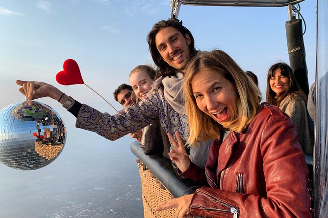 Teotihuacan Hot Air Balloon Flight from Mexico City / Volare - Logistics That Can Make or Break Your Morning: Pickup, Shared Vans, and Weather