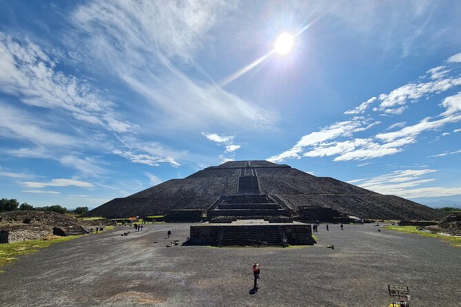 Teotihuacan Private Tour - A 10-Hour Private Route Through Teotihuacan and the Guadalupe Basilica