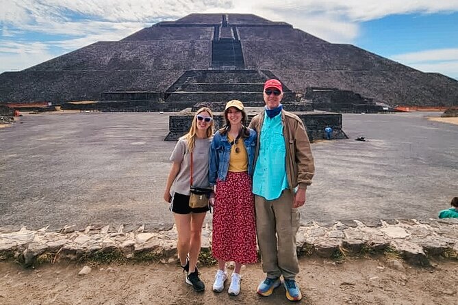 Teotihuacan Private Tour from Mexico City - How the guide walk works at the Teotihuacán pyramids