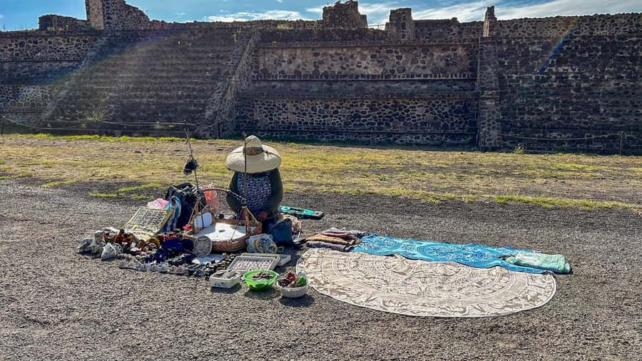 Teotihuacan Pyramids: Guided Tour with Entry Ticket Included - Teotihuacan Pyramids in 3 Hours With a Guide You Can Actually Follow